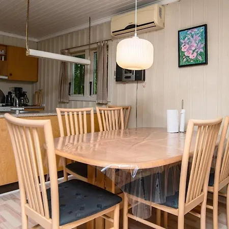 6 Person Holiday In Semesterbostad Toftlund